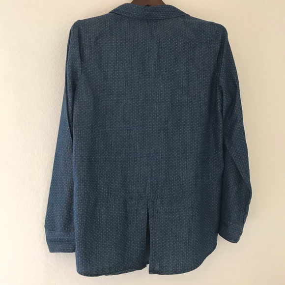 Chambray Polk dot button down | M - Picture 4 of 4